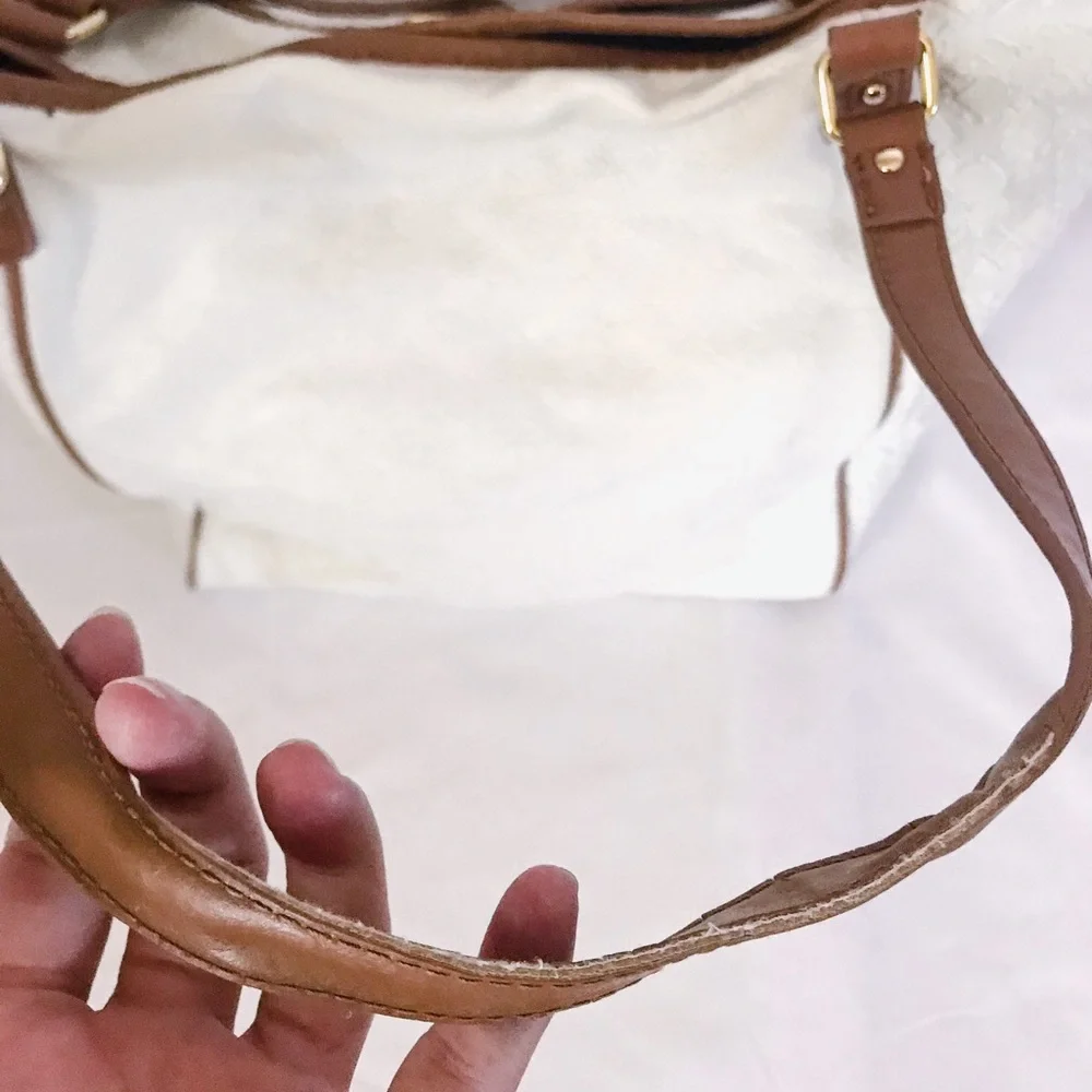 tommy hilfiger // white and brown vegan leather tote bag - Picture 6 of 8